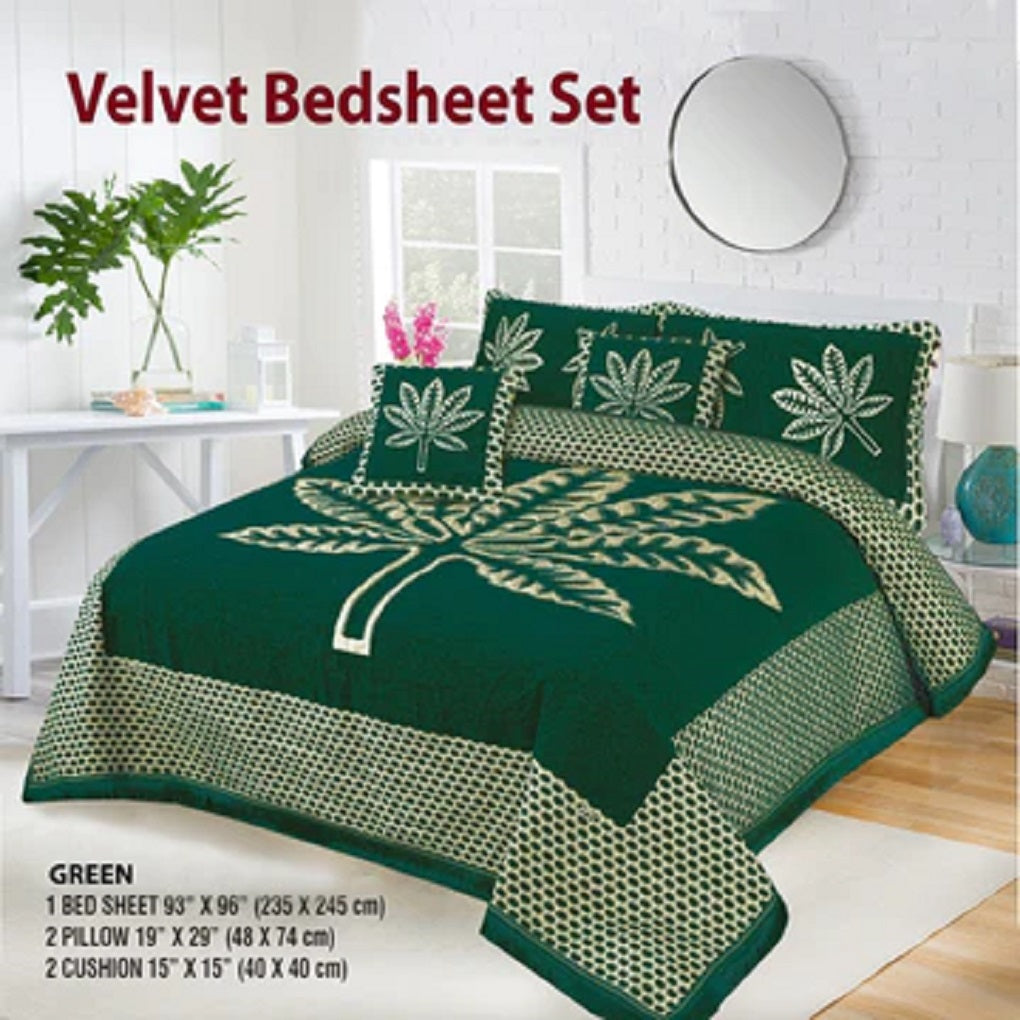 TuRKISH  Style Velvet Jacaurd BedSheet 445